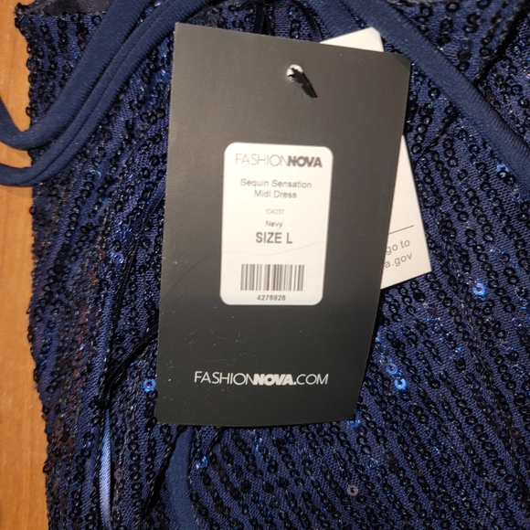 Sequin Sensation Midi Dress - Navy - Picture 6 of 6